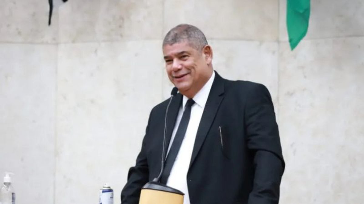 Ex-presidente da Câmara de SP não se entrega e é considerado foragido